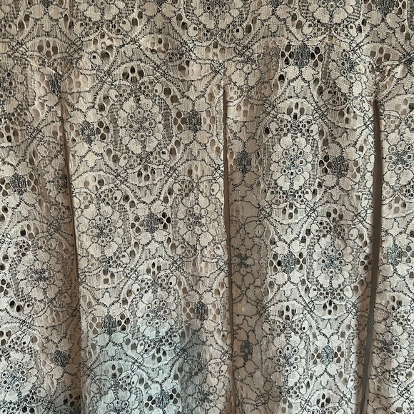 LC Lauren Conrad lace blouse - Picture 9 of 9